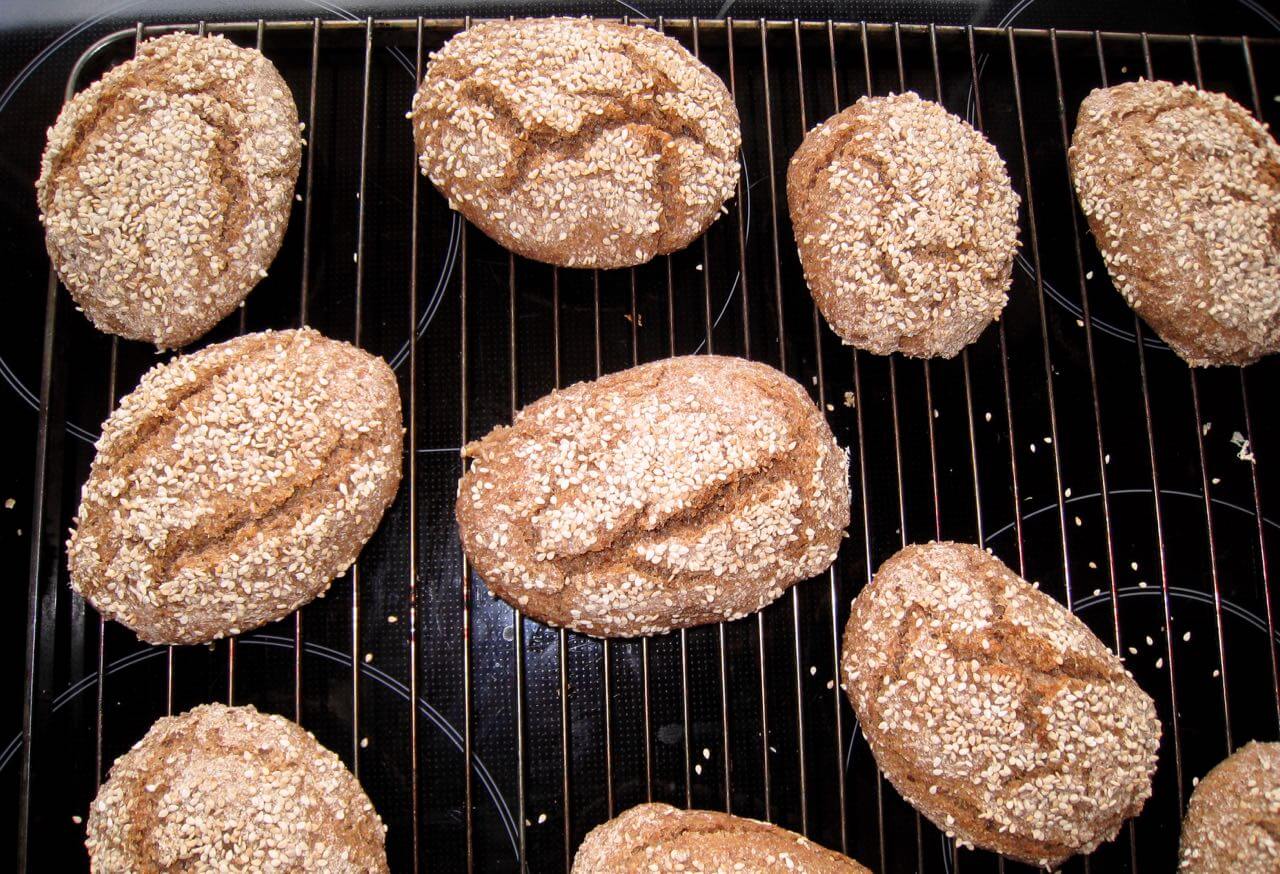 Vollwertig backen bei YOGA und RAUM in Bäk